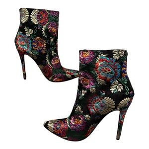 JUST FABULOUS Floral Stiletto Madelina Emboidered Boot - Women’s US 9.5